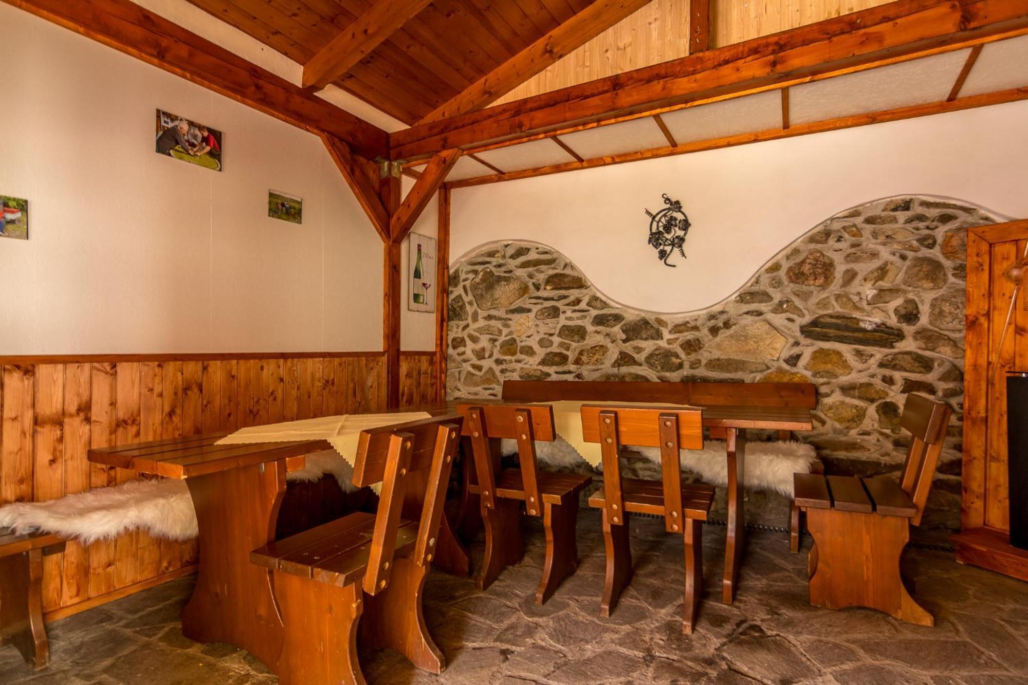 Penzion A Restaurace U Vladare Toužim Eksteriør billede